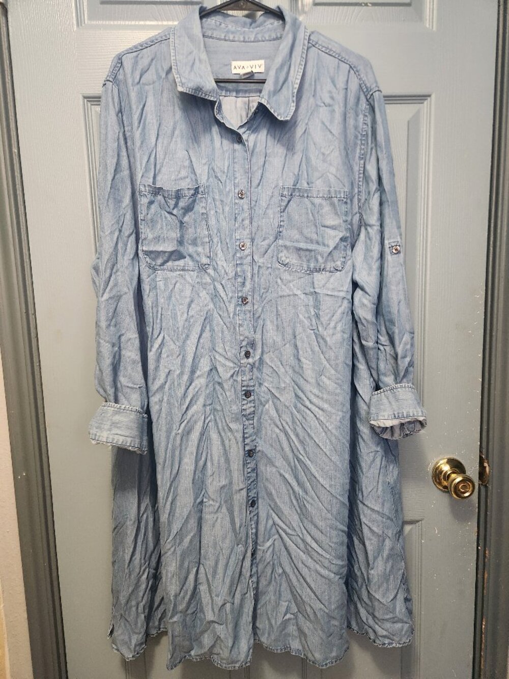 Jean dress w/ pockets & buttons
